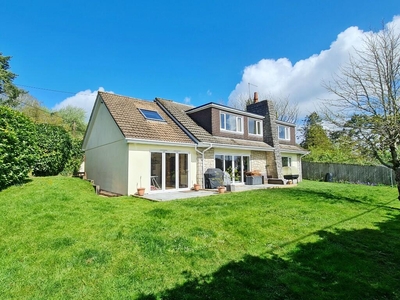 5 bedroom detached house for sale in High Park Road, Broadstone, Dorset, BH18