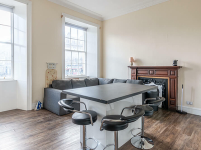 5 bedroom flat for rent in 1499L – Antigua Street, Edinburgh, EH1 3NH, EH1