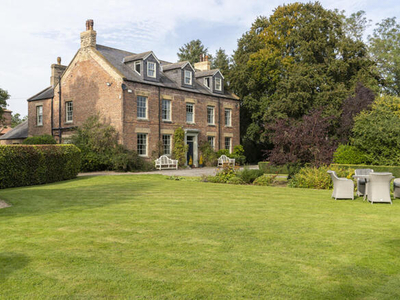 5 Bedroom Manor House For Sale In Little Holtby, Northallerton
