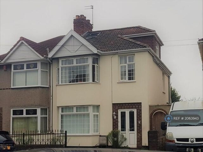 5 Bedroom Semi-detached House For Rent In Bristol