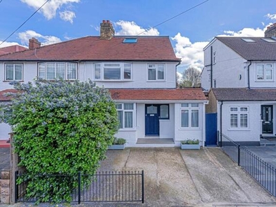 5 Bedroom Semi-detached House For Sale In Twickenham