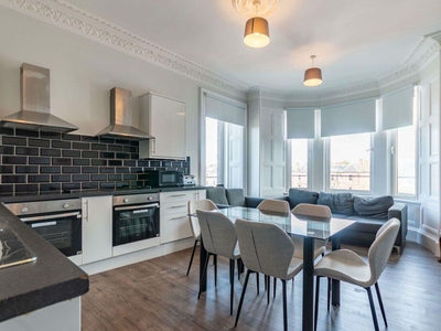 6 bedroom flat for rent in 0560L – Morningside Road, Edinburgh, EH10 4QH, EH10