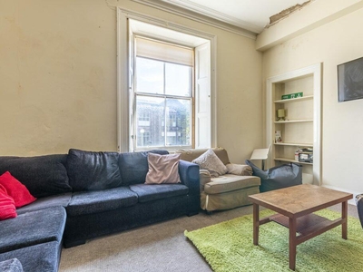 6 bedroom flat for rent in 2050L – Melville Terrace, Edinburgh, EH9 1ND, EH9
