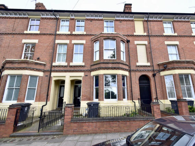 7 Bedroom Terraced House For Sale In Highfields, Leicester
