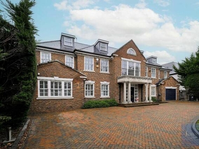 8 Bedroom Detached House For Rent In Chigwell, Essex