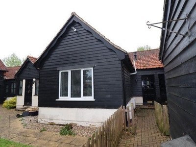 Cottage to rent in Coxtie Green Road, Pilgrims Hatch, Brentwood CM14