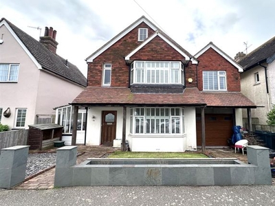 Detached house to rent in Terminus Avenue, Bexhill-On-Sea TN39
