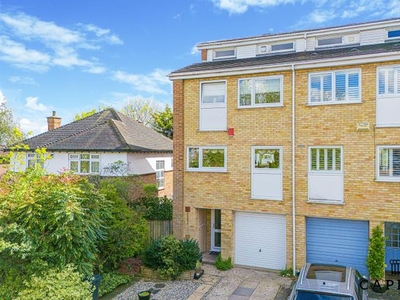 End terrace house for sale in Ford End, Woodford Green IG8