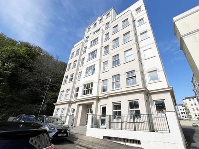 Flat for sale in 19 Palace View Apartments, Douglas, Isle Of Man IM2