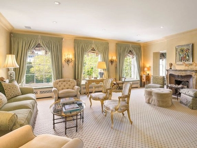 Flat for sale in Eaton Square, London SW1W