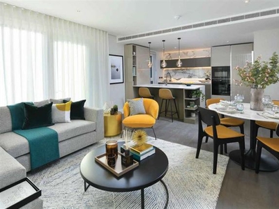 Flat to rent in Cassini Apartments, Cascade Way W12