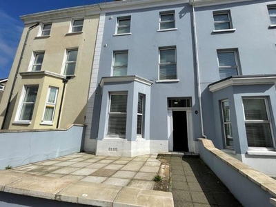 Flat to rent in Goldie Terrace, Douglas, Isle Of Man IM1