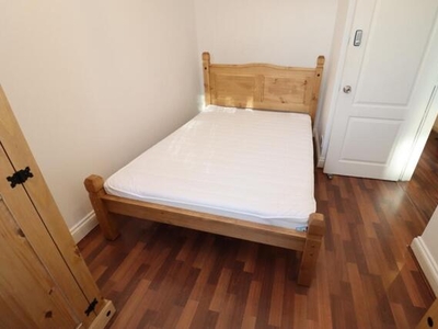 House Share For Rent In Beckton