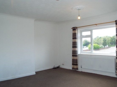 Maisonette to rent in Cannock Road, Burntwood WS7
