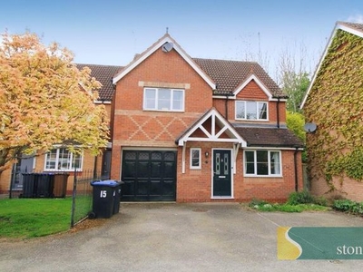 Property for sale in Dale Close, Daventry NN11