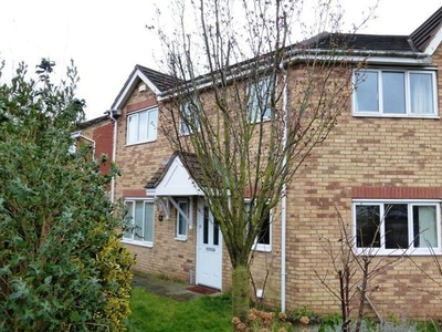 Semi-detached house to rent in Ambleside Drive, Glen Parva, Leicester LE2
