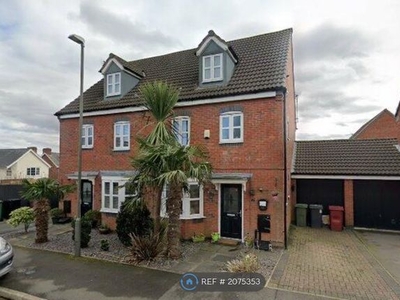 Semi-detached house to rent in Carnfield Close, Alfreton DE55