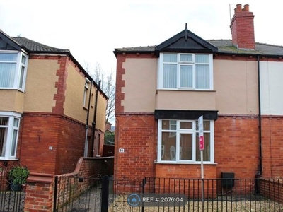 Semi-detached house to rent in Ferrers Road, Doncaster DN2
