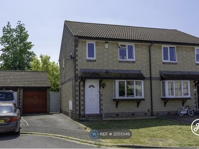 Semi-detached house to rent in Hazelwood Drive, Bridgwater TA6