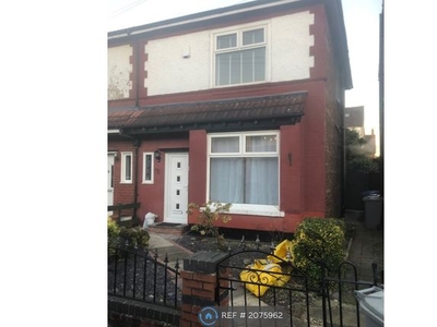 Semi-detached house to rent in Victoria Road, Urmston, Manchester M41