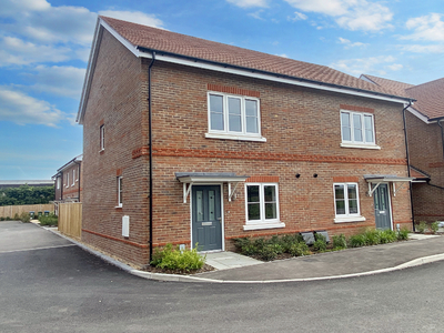 Shared Ownership Properties in Aston Clinton, Aylesbury 2 bedroom Semi-Detached House