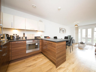 Studio Apartment For Rent In 31 Park Lodge Avenue, West Drayton