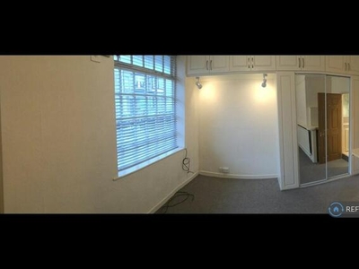 Studio Flat For Rent In Harrogate