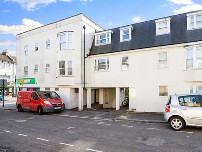 Studio Flat For Sale In Lewes Court