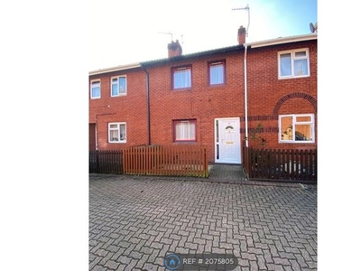 Terraced house to rent in Kestor Drive, Exeter EX4
