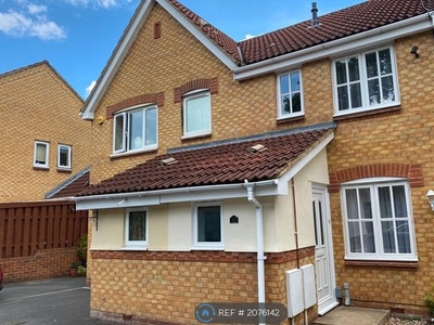Terraced house to rent in March Close, Swindon SN25