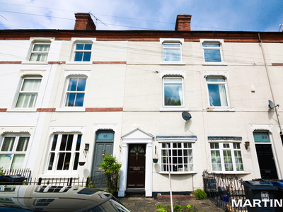 Terraced house to rent in North Road, Harborne B17