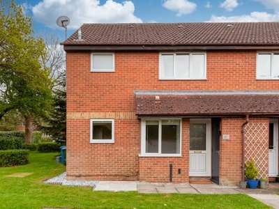 Town house to rent in Moor Pond Close, Bicester OX26