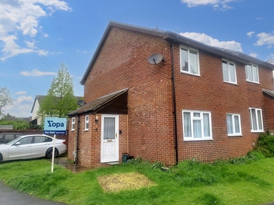 1 bedroom end of terrace house for sale in Flodden Drive, Reading, RG31