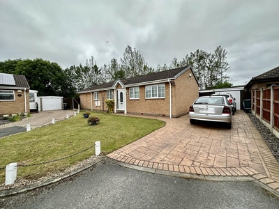 2 bedroom detached bungalow for sale in Brampton Lane, Armthorpe, Doncaster, DN3