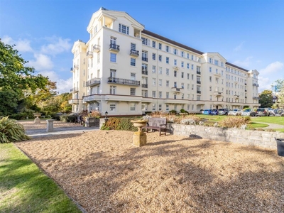 3 bedroom apartment for sale in Bath Road, Bournemouth, BH1