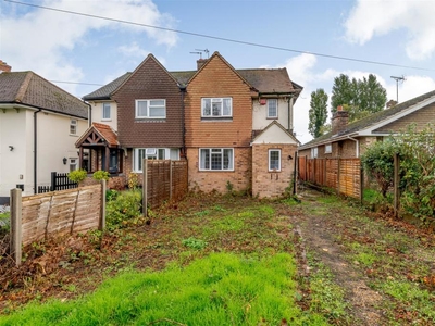 3 bedroom semi-detached house for sale in Hubbards Lane, Boughton Monchelsea, Maidstone, ME17
