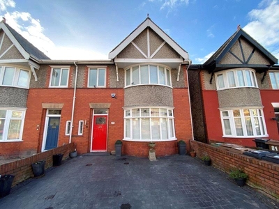 5 bedroom semi-detached house for sale in Oxford Road, Waterloo, Liverpool, L22