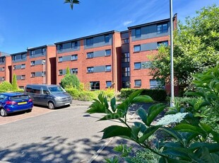 Flat for sale in Clarkston Road, Glasgow G44