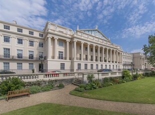 Flat for sale in Cumberland Terrace, Regent's Park NW1
