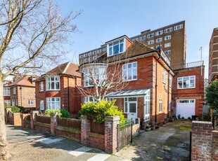 Flat for sale in Third Avenue, Hove BN3