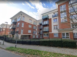 Flat to rent - Orchard Grove, Orpington, BR6
