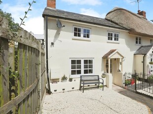 Property for sale in Chapel Street, Wellesbourne, Warwick CV35