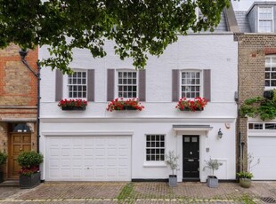 Terraced house for sale in Devonshire Close, Marylebone W1G