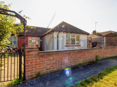3 Bedroom Bungalow For Rent In Canvey Island