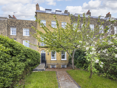 5 bedroom property for sale in Montpelier Row, LONDON, SE3