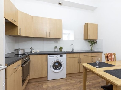 Flat to rent in Albion Street, City Centre, Leicester LE1