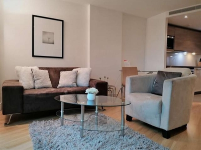 1 Bedroom Apartment London London