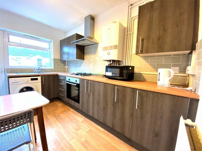 1 bedroom flat for rent in Page Street, City Centre, Swansea, SA1
