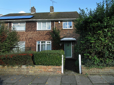 4 bedroom end of terrace house for rent in Princes Way, Canterbury, CT2 8LG, CT2