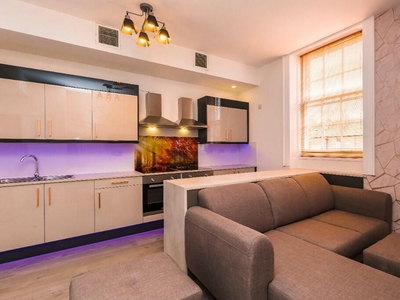 5 bedroom apartment for rent in Leazes Terrace, Newcastle Upon Tyne, NE1